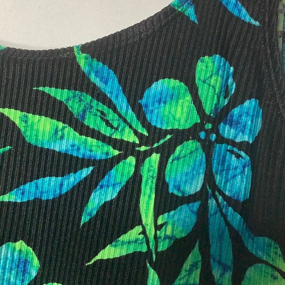 Catalina Black Dark Moody Floral Tropical Ribbed Swimsuit Size 1X - Picture 3 of 9